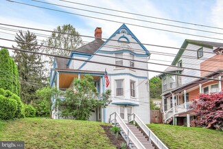 34 Hanover St, Glen Rock, PA 17327