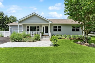 12 Hampton Bays Dr, Hampton Bays, NY 11946