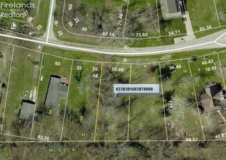 100 Burgundy Blvd, Middle Bass, OH 43446