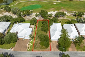 17 Saint Andrews Place, Rockport, TX 78382