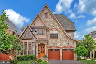 448 Salk Cir, Gaithersburg, MD 20878