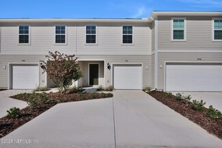 1910 Normandy Pines Ln, Jacksonville, FL 32221