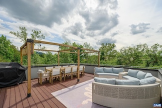 1638 Rialto St, Charlottesville, VA 22902