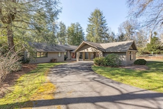 312 Pipers Ct, Highlands, NC 28741