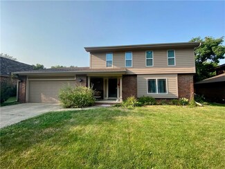 4501 Aurora Ave, Des Moines, IA 50310