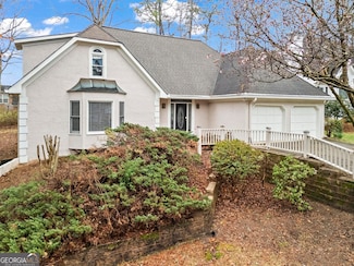 10625 Haynes Forest Dr, Alpharetta, GA 30022