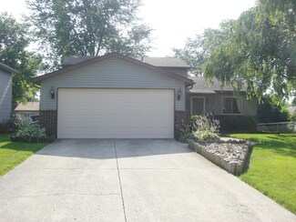 4766 Echorock Dr, Columbus, OH 43231