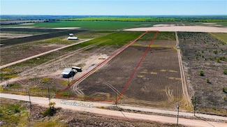 000 N Davila Sr Rd, Hargill, TX 78549