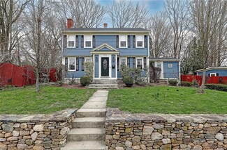 474 Fairview Ave, Coventry, RI 02816