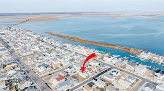 6 J Ave, Wildwood, NJ 08260