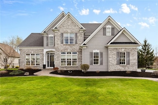 24 Whitespire Ln, Webster, NY 14580