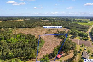 3800 Danny Rd, Loris, SC 29569