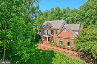 1296 Newkirk Ct, Vienna, VA 22182