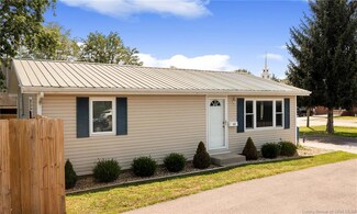 187 S 2nd St, Austin, IN 47102