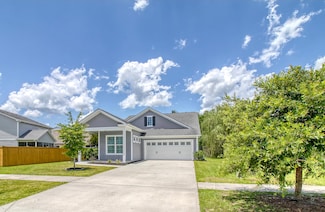 212 Palmetto Walk Dr, Summerville, SC 29486