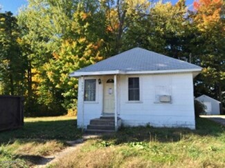 5240 N Watervliet Rd, Watervliet, MI 49098