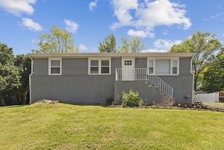 26 Carroll Rd, Hamden, CT 06517