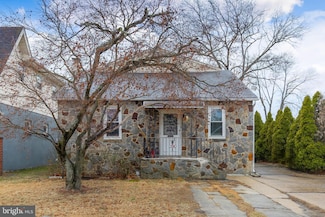 118 E Evesham Rd, Glendora, NJ 08029