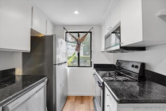 2340 Caringa Way, Carlsbad, CA 92009