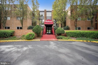 46 Township Line Rd Unit 209, Elkins Park, PA 19027
