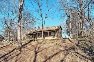 250 Meadowlark Dr, Walhalla, SC 29691