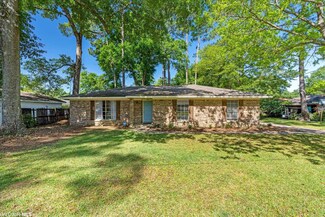 123 Bethel Forest Dr N, Saraland, AL 36571