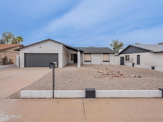 5817 S Siesta Ln, Tempe, AZ 85283
