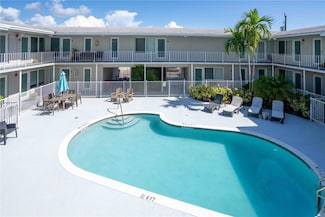 1940 Biarritz Dr Unit 10, Miami Beach, FL 33141