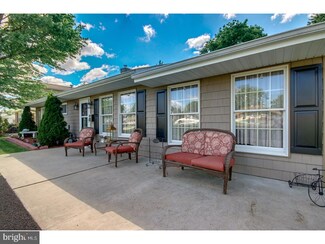 674 Trenton Rd, Fairless Hills, PA 19030