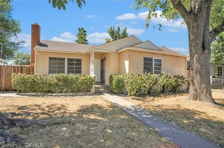 6731 Quakertown Ave, Winnetka, CA 91306
