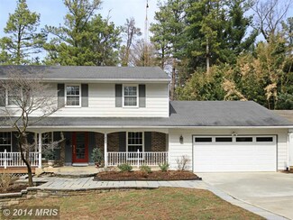 8622 Pinecliff Dr, Frederick, MD 21704