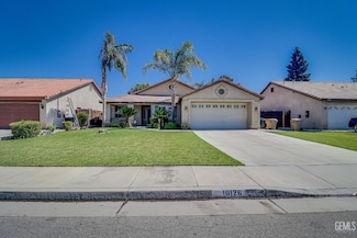 10126 Pyramid Peak Dr Unit 5, Bakersfield, CA 93311