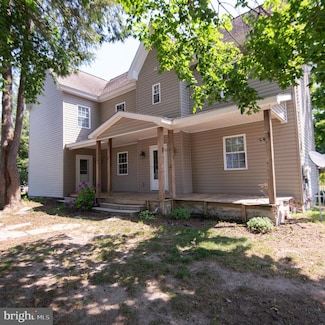 305 S Main St, Hurlock, MD 21643