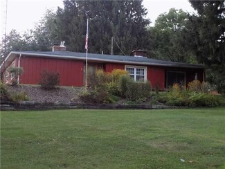 99 Mill St, Sandy Lake, PA 16145