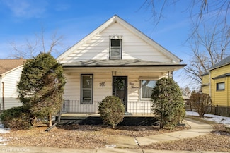 912 N Center St, Joliet, IL 60435