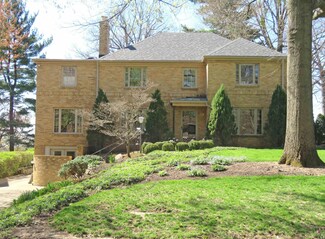 613 Ridgewood Dr, West Lafayette, IN 47906