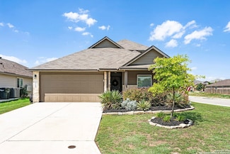 2260 Hawk Dr, New Braunfels, TX 78130