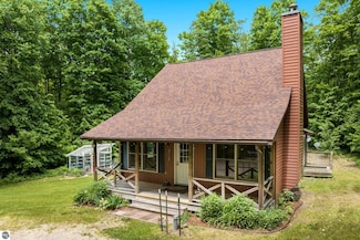 9031 County Road 612 NE, Kalkaska, MI 49646