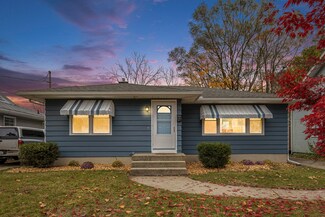1512 Powers Ave NW, Grand Rapids, MI 49504