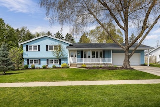 1302 Baitinger Ct, Sun Prairie, WI 53590