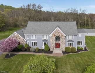 3 Peach Tree Ln, Lebanon, NJ 08833