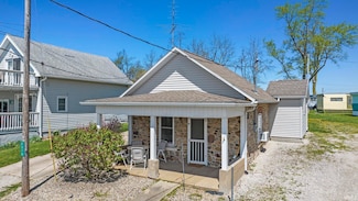 2310 W Orland Rd, Angola, IN 46703