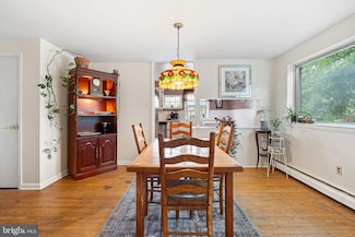 2 Waverly Rd, Havertown, PA 19083