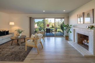 17469 Plaza Del Curtidor Unit 201, San Diego, CA 92128