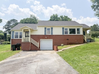 917 Garden St, Rossville, GA 30741
