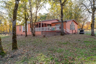 195 Tomoe Ct, Merlin, OR 97532