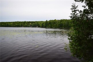 20c Madagascal Pond Rd, Burlington, ME 04417