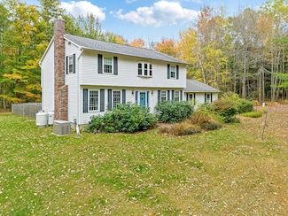 42 Stoney Acres Rd, Pittston, ME 04345