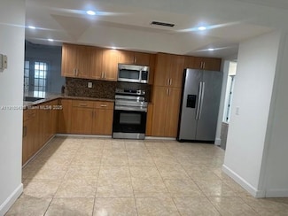 6861 SW 28th St, Miramar, FL 33023