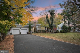 12 Jennings Rd, Medford, NJ 08055